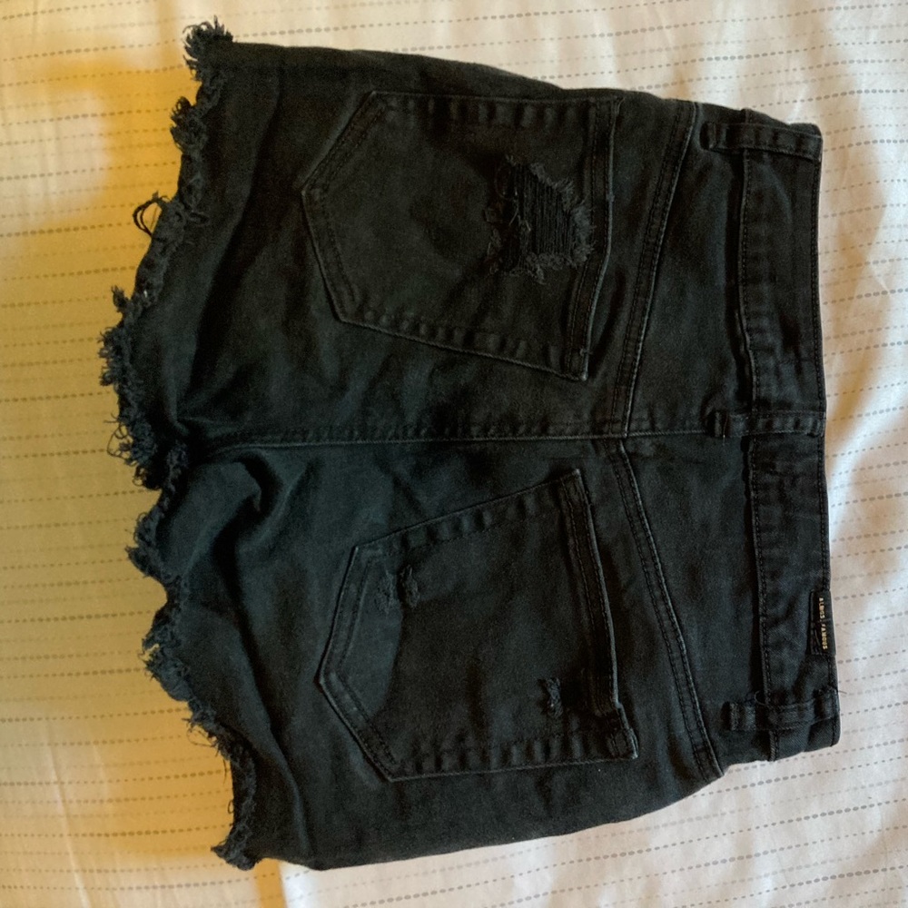 Shorts - Picture 2 of 2